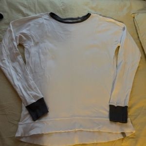 Lunya Sleep lightweight sweatshirt Medium